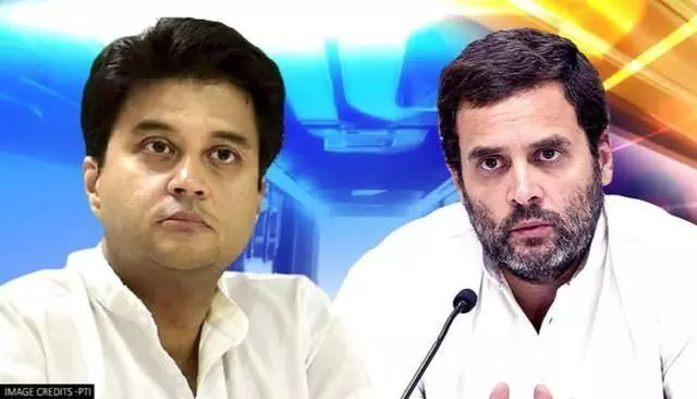 कांग्रेस में होते तो CM बनते... राहुल गांधी के तंज पर ज्योतिरादित्य सिंधिया का पलटवार कांग्रेस में होते तो CM बनते... राहुल गांधी के तंज पर ज्योतिरादित्य सिंधिया का पलटवार