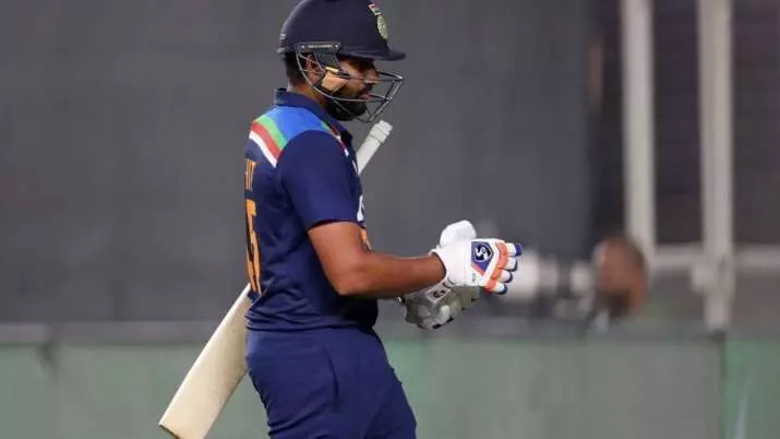 India vs England 4th T20 Live Score : रोहित ने मैच की पहली ही गेंद पर जड़ा छक्का, देखिए- लाइव स्कोर India vs England 4th T20 Live Score : रोहित ने मैच की पहली ही गेंद पर जड़ा छक्का, देखिए- लाइव स्कोर