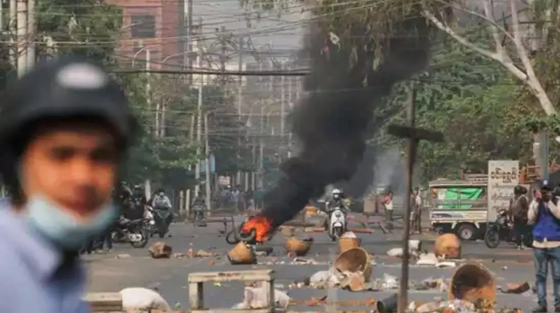 म्यांमार में विरोधी लोगों पर सेना की फायरिंग, 90 से ज्यादा की गई जान, किसी एक दिन में सबसे ज्यादा मौत म्यांमार में विरोधी लोगों पर सेना की फायरिंग, 90 से ज्यादा की गई जान, किसी एक दिन में सबसे ज्यादा मौत