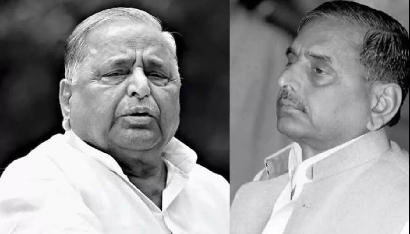 Mulayam Singh Yadav biography: मुलायम सिंह यादव, सियासत में चरखा दांव का महारथी