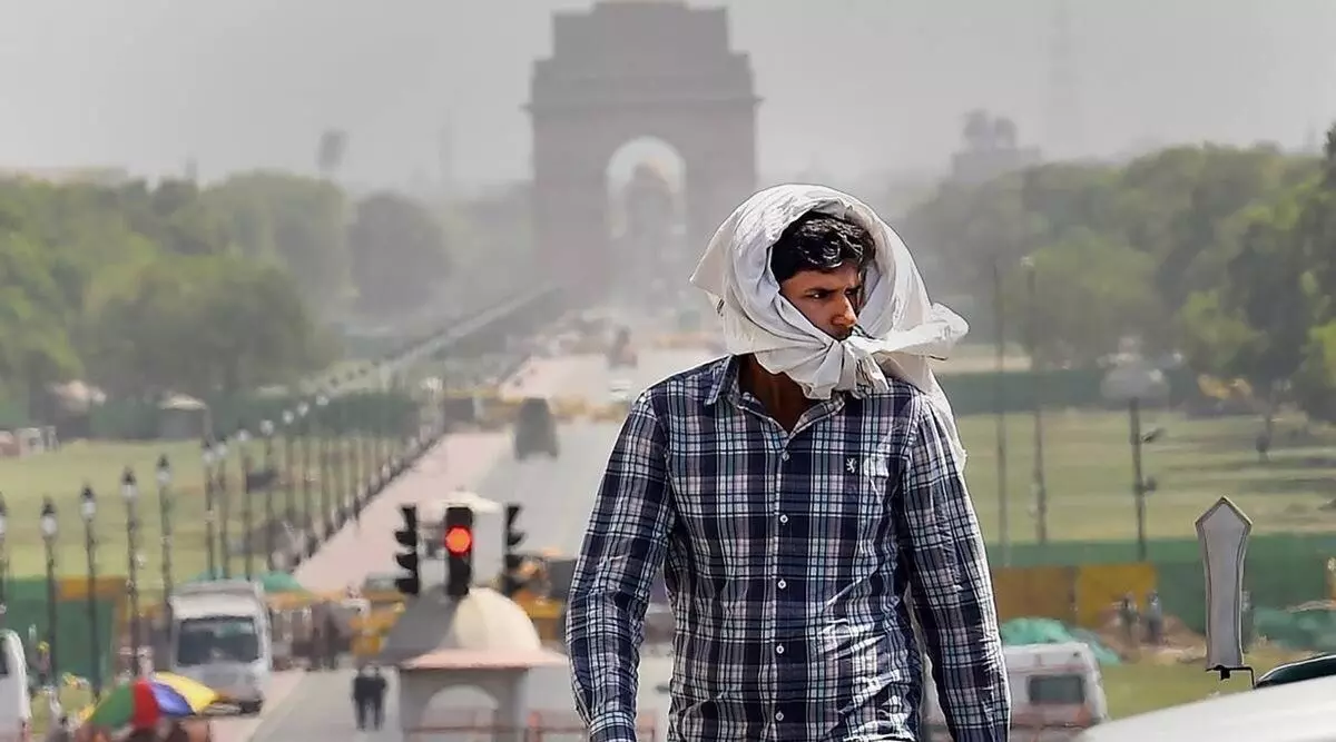 अभी जारी रहेगा गर्म हवाओं का दौर, इन इलाकों में चलेंगी धूल भरी आंधी