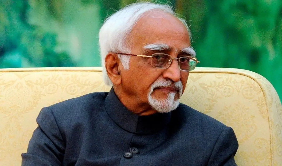 Hamid Ansari: पाकिस्तानी पत्रकार का बड़ा दावा- हामिद अंसारी के न्यौते पर भारत आकर की जासूसी !