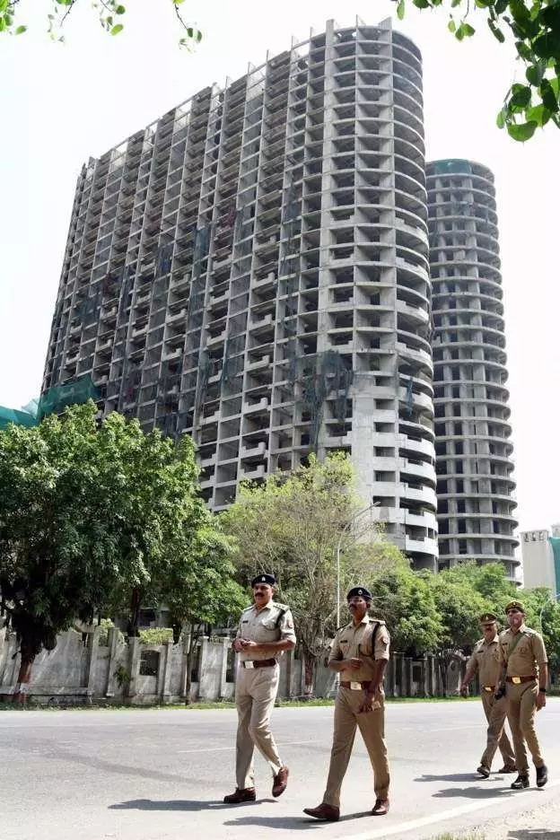 Noida Twin Tower Breaking News: अब 28 अगस्त को गिराए जाएंगे नोएडा के ट्विन टावर, सुप्रीम कोर्ट ने एक हफ्ते का बफर टाइम भी दिया