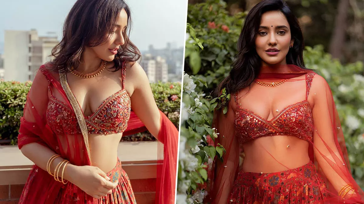 Neha Sharma Sexy Video Photo: नेहा शर्मा ने सेक्सी आउटफिट में बढ़ाया सोशल मीडिया का पारा, हॉटनेस देख यूजर्स का दिल हुआ गार्डन-गार्डन