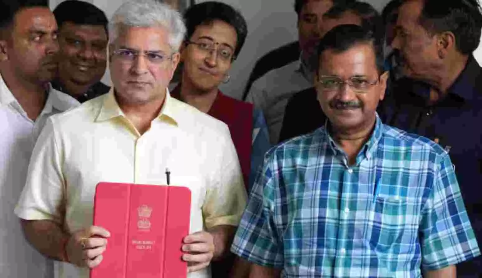 Delhi Budget: दिल्ली का 78 हजार 800 करोड़ का बजट हुआ पेश, डबल डेकर फ्लाईओवर, 1,600 इलेक्ट्रिक बसें, किसको क्या मिला?