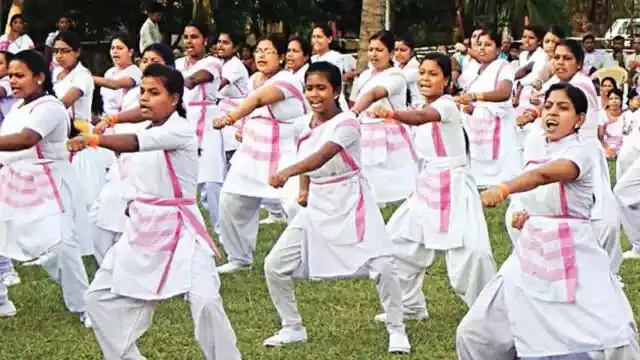 योगी सरकार के इस काम की हो रही है चर्चा, प्राथमिक शिक्षा विभाग में दी जाएगी बेटियों को रानी लक्ष्मीबाई आत्मरक्षा प्रशिक्षण की ट्रेनिंग