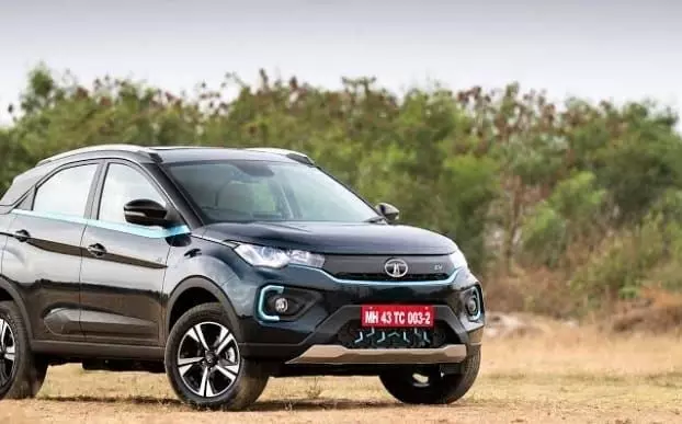 Tata Nexon EV Max XZ+ Lux वेरिएंट लॉन्च: कीमत, फीचर्स और भी बहुत कुछ