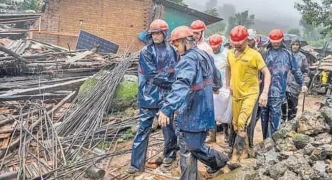 रायगढ़ भूस्खलन में अब तक 16 लोगों की मौत, एनडीआरएफ ने फिर से शुरू किया बचाव अभियान