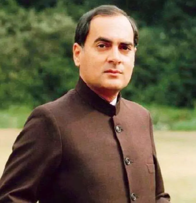 Today is the birth anniversary of former PM Rajiv Gandhi know the story of his death