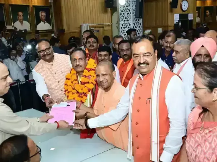 Dinesh Sharma filed nomination for Rajya Sabha by-election CM Yogi was present.