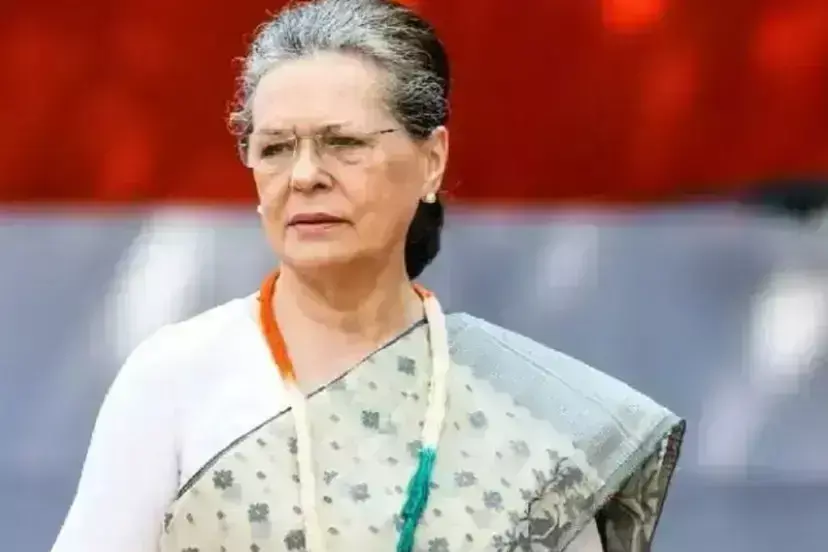Sonia Gandhi will write a letter to PM Modi before the special session of Parliament