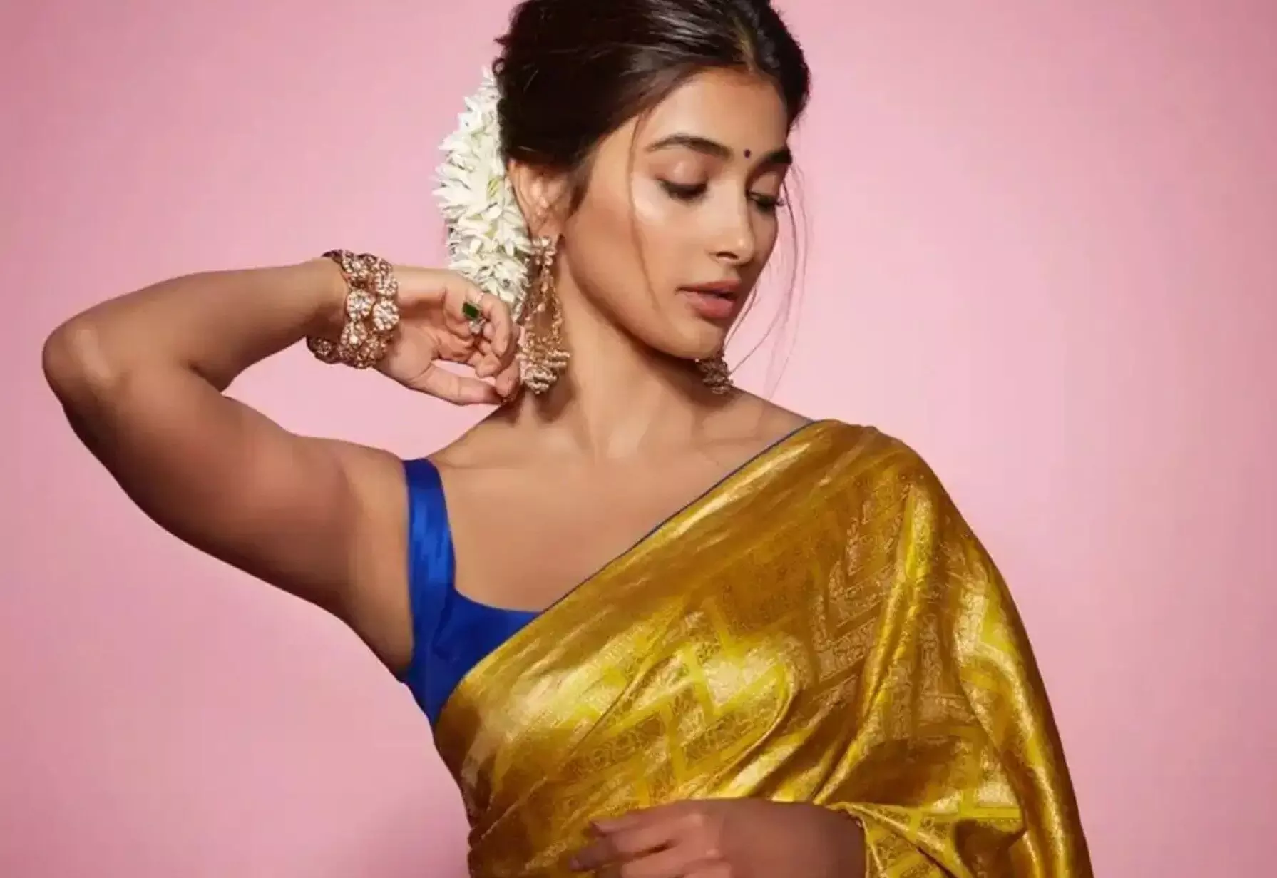 Pooja Hegde Death Threats: पूजा हेगड़े को मिली जान से मारने की धमकी? जानिया क्या है वायरल खबर की पूरी सच्चाई