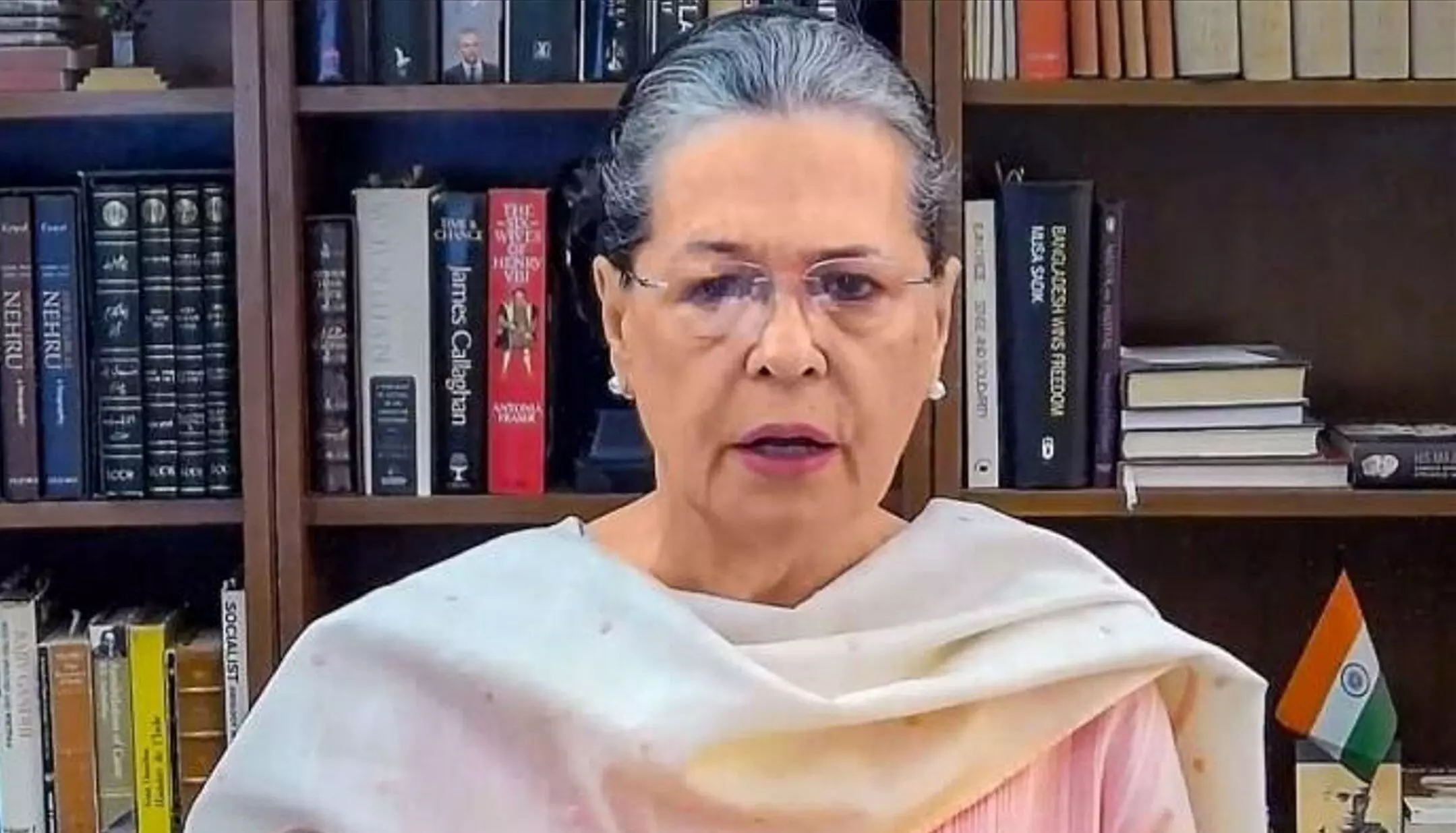 Sonia Ghandhi News: सोनिया गांधी और खड़गे राम मंदिर उद्घाटन में शामिल होंगे या नहीं? कांग्रेस ने दिया अपडेट
