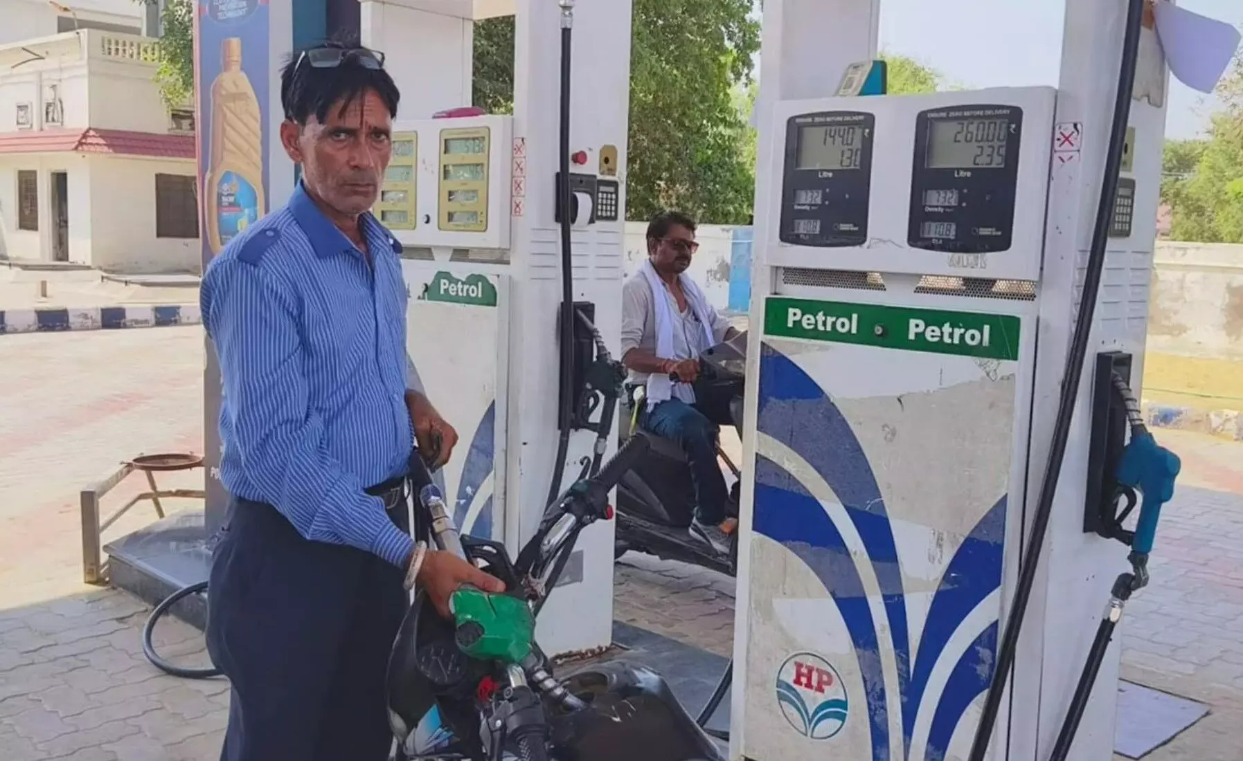 Petrol Diesel Price: देश भर में पेट्रोल-डीजल के नए रेट हुए अपडेट, जानें किन-किन राज्यों में हुआ सस्ता