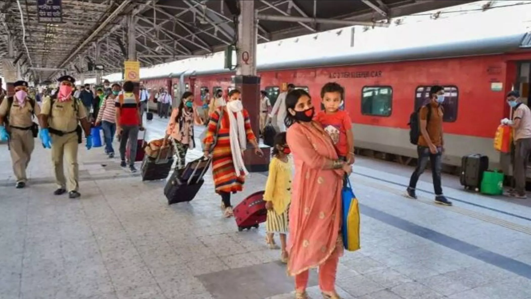 Indian Railway: अब बिना टिकट ट्रेन में यात्रा नहीं कर सकते GRP-RPF जवान, रेलवे ने नियमों में किया बदलाव