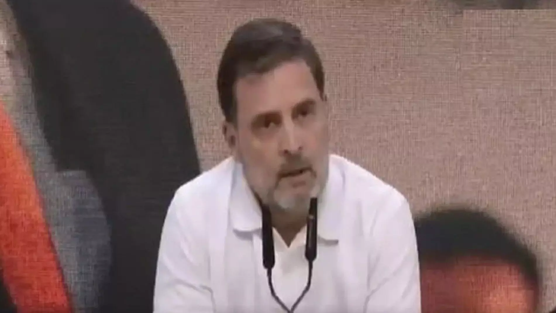 Rahul Gandhi Statement: राहुल गांधी ने अदाणी मामले में सरकार को घेरा, कहा- हम इस मुद्दे को संसद में उठाएंगे