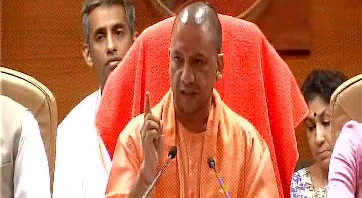 गोरखपुर हादसा : CM योगी बोले, दोषियों को बख्शा नहीं जाएगा, ऑक्सीजन सप्लाइ की भी होगी जांच